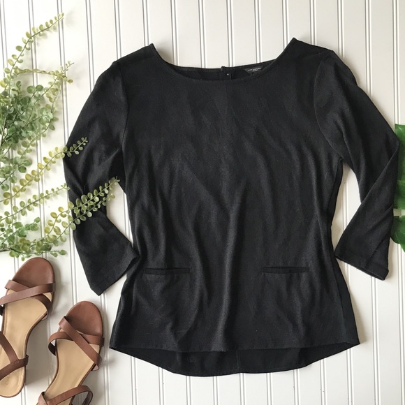 Ann Taylor Tops - Ann Taylor button back top 3/4 sleeve black